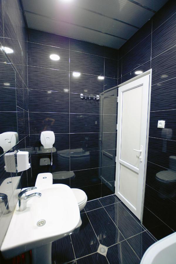 Chveni Sakhli Hotel Tbilisi Buitenkant foto