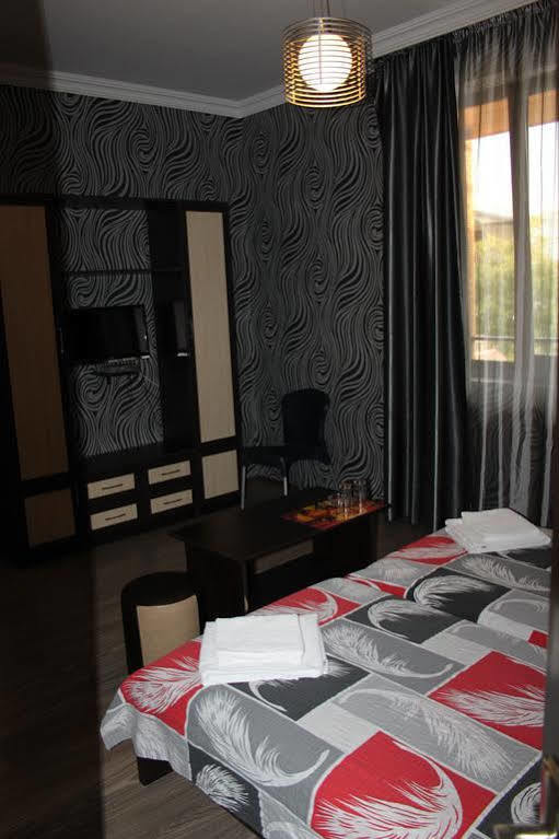 Chveni Sakhli Hotel Tbilisi Buitenkant foto